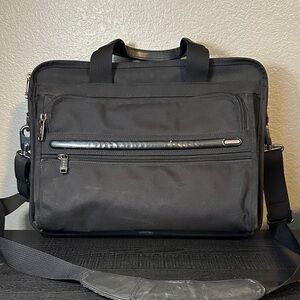Tumi Alpha Black Ballistic Nylon Expandable Laptop Bag Leather Handles